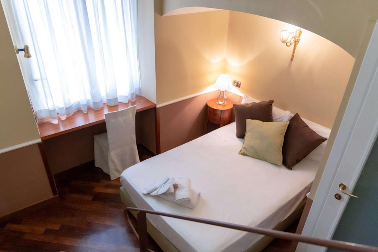 Hotel Suite Ares Neapol Exteriér fotografie